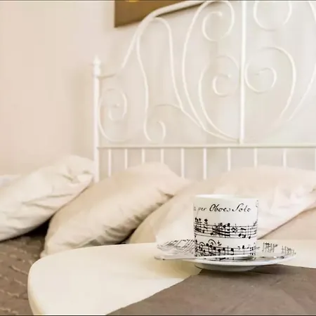 Apartment Via Laurina 40 *